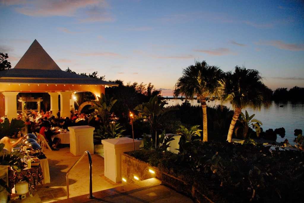 Grotto Bay Beach Resort Hamilton Parish Restoran gambar